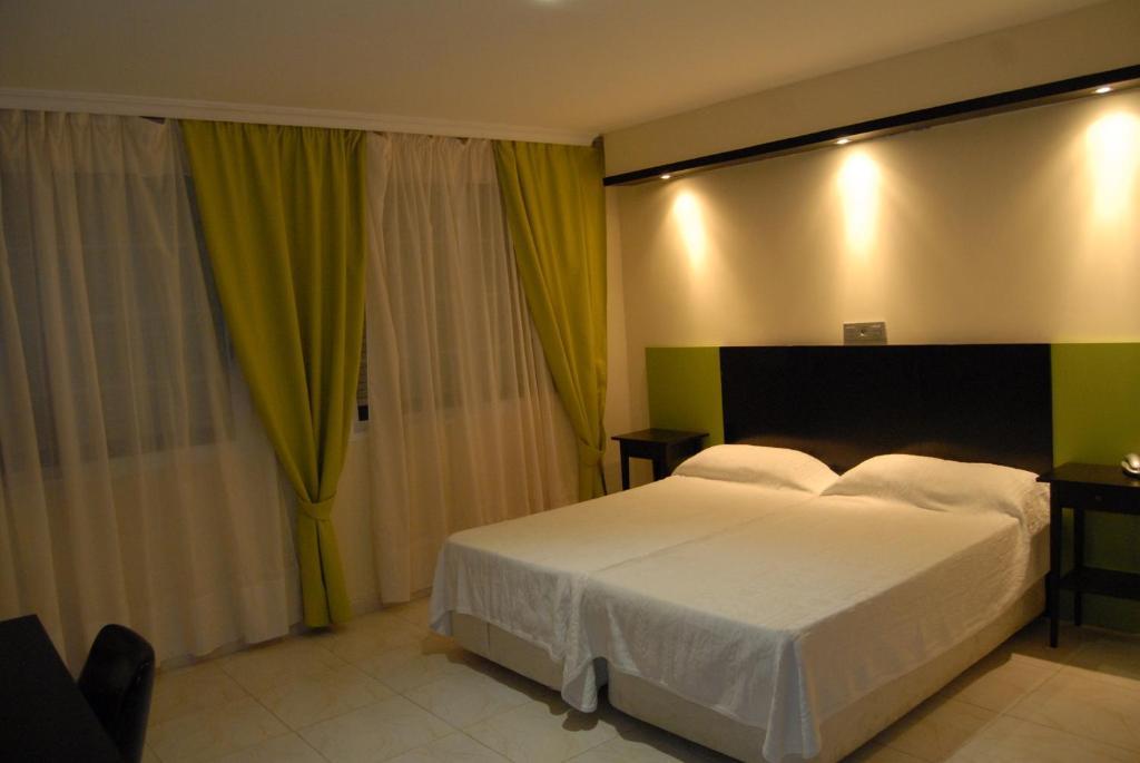 Hotel Miramar La Línea de la Concepción 외부 사진